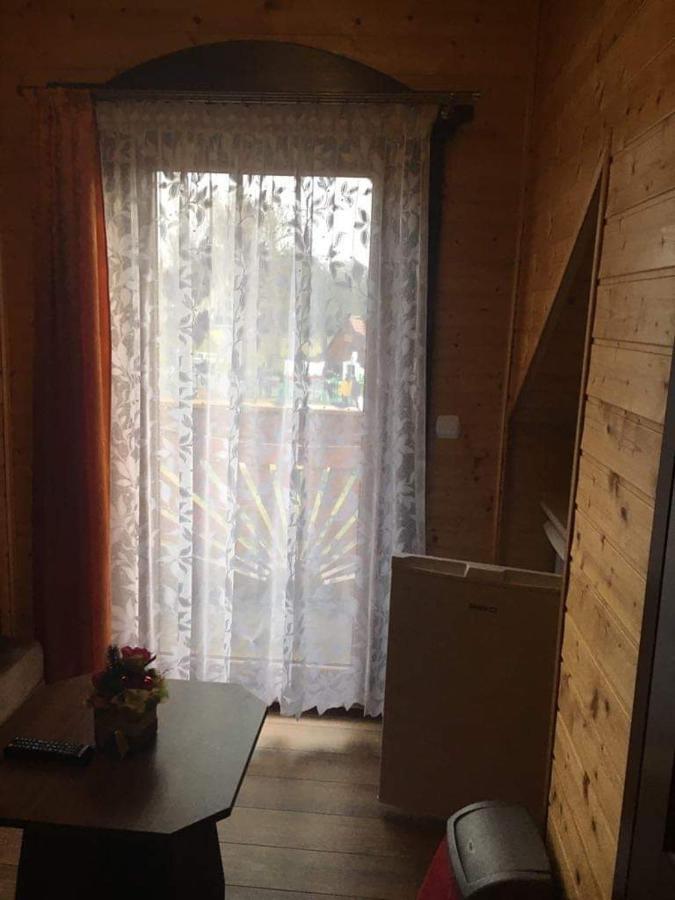 Pokoje Vip Тшенсач Экстерьер фото