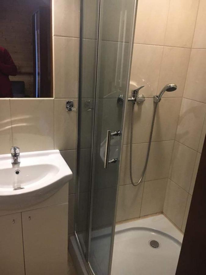 Pokoje Vip Тшенсач Экстерьер фото